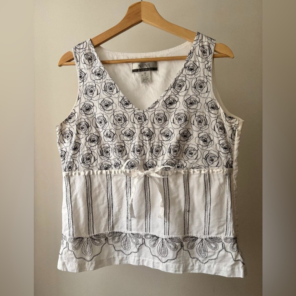 Y2K Embroidered Cotton Floral Top with Tie